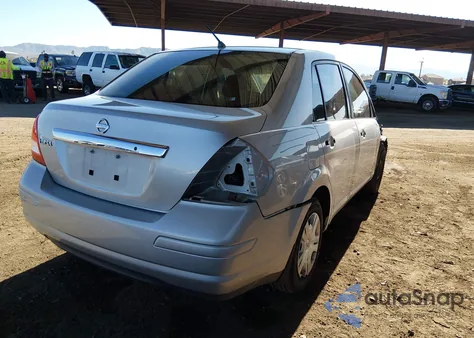 2011 Nissan Versa 1.8S z USA, uszkodzony, nr VIN 3N1BC1AP4BL360379